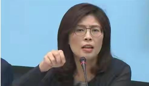 海纳策略 郑丽文参选为何遭蓝绿围殴? 朱立伦们怕的不只是她, 更是“统一”二字